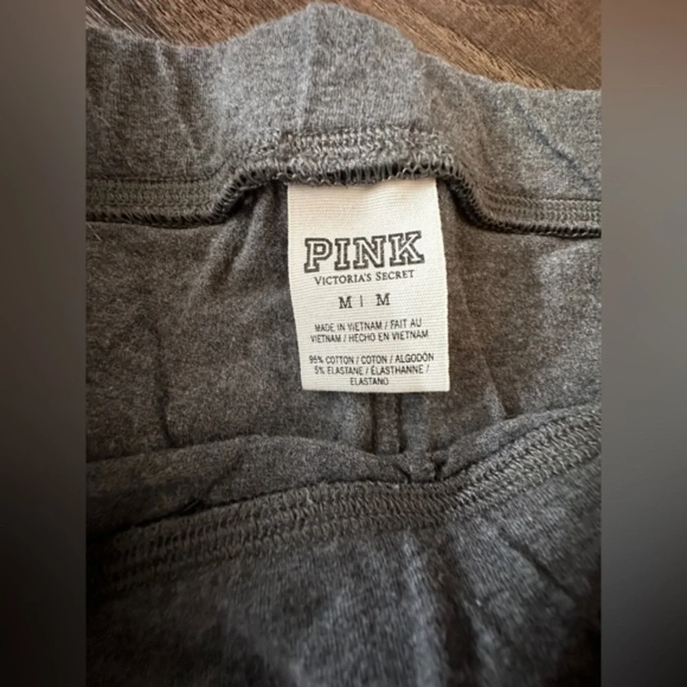 2 Pink Victoria’s Secret Leggings Medium‎ - Picture 5 of 5